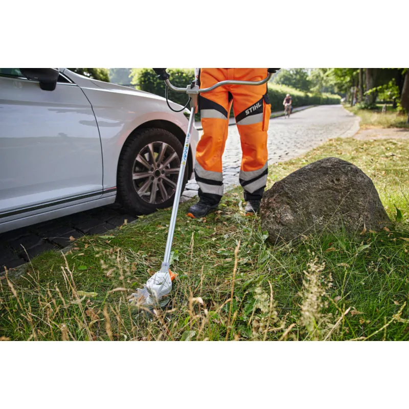 Désherbeur RGA 140 STIHL