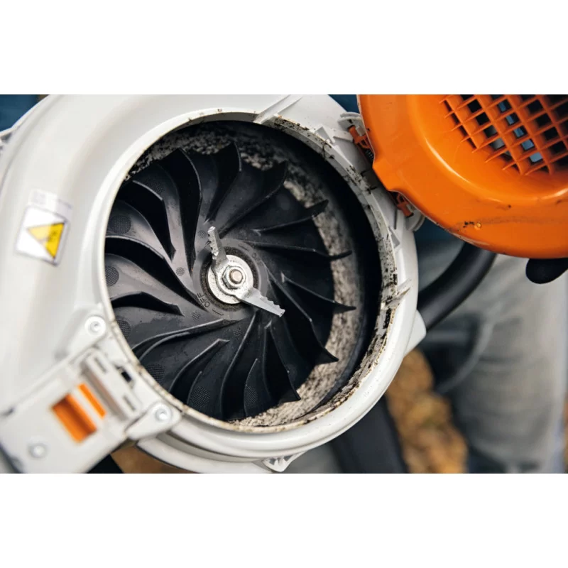 Aspiro-souffleur à batterie SHA 56 STIHL- Pack batterie et chargeur