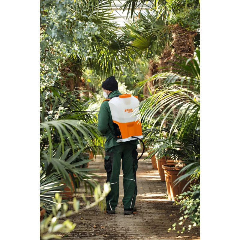 Pulvérisateur à batterie SGA 85 - STIHL-en situation