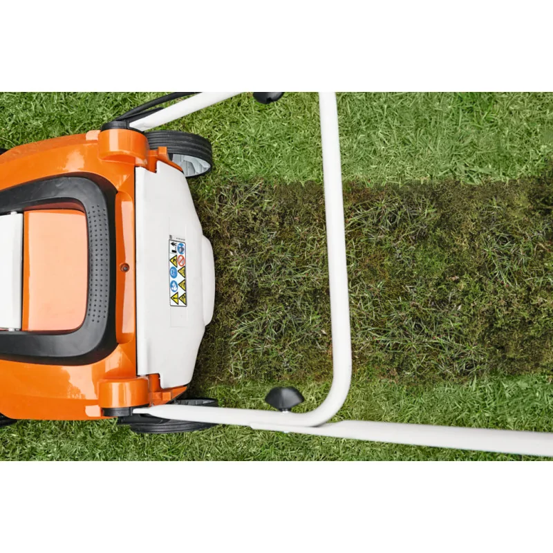 Scarificateur à batterie RLA 240 STIHL