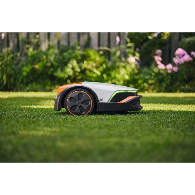 Robot tondeuse STIHL iMOW 7 – connecté | équip’jardin