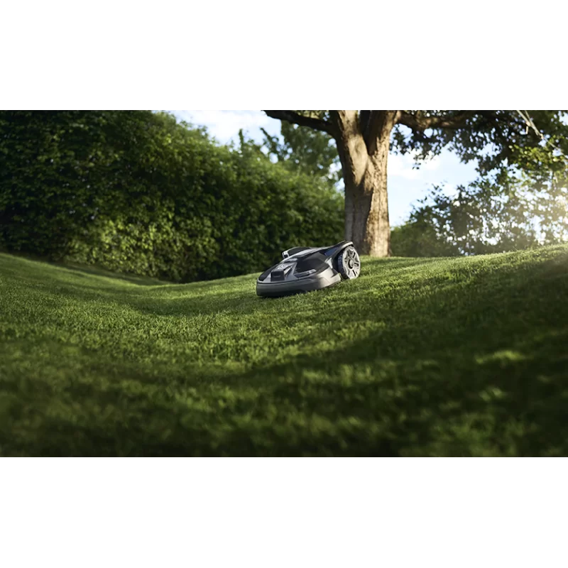 Robot tondeuse  AM 320 NERA HUSQVARNA | équip'jardin