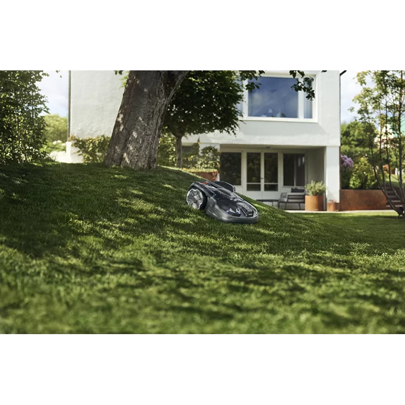 Robot tondeuse  AM 320 NERA HUSQVARNA | équip'jardin