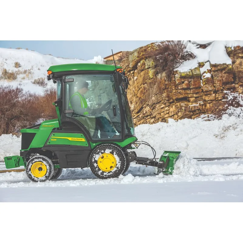 Tondeuse frontale TERRAINCUT SÉRIE 1585 JOHN DEERE