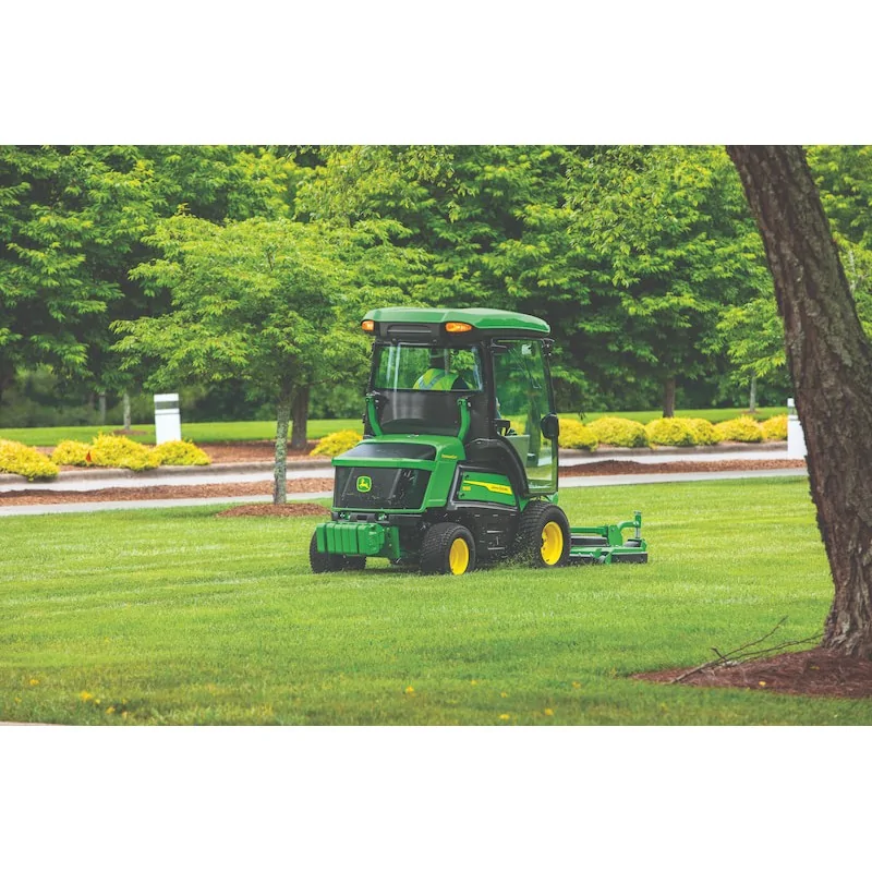 Tondeuse frontale TERRAINCUT SÉRIE 1585 JOHN DEERE