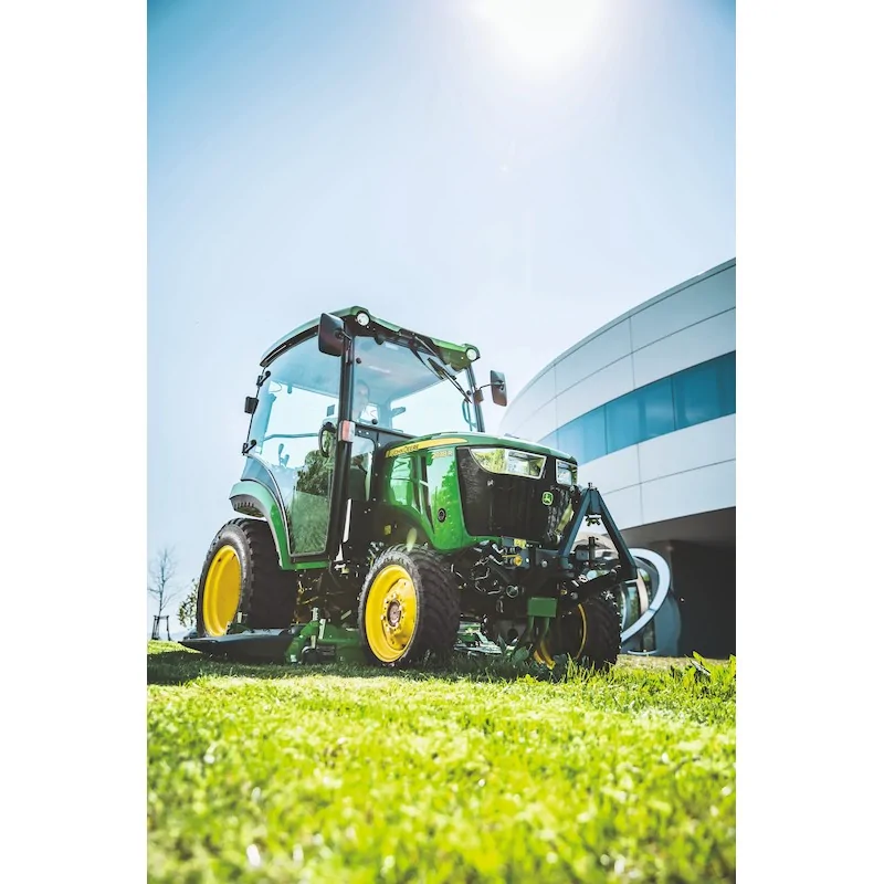 Tracteur unitaire compact 2038R JOHN DEERE