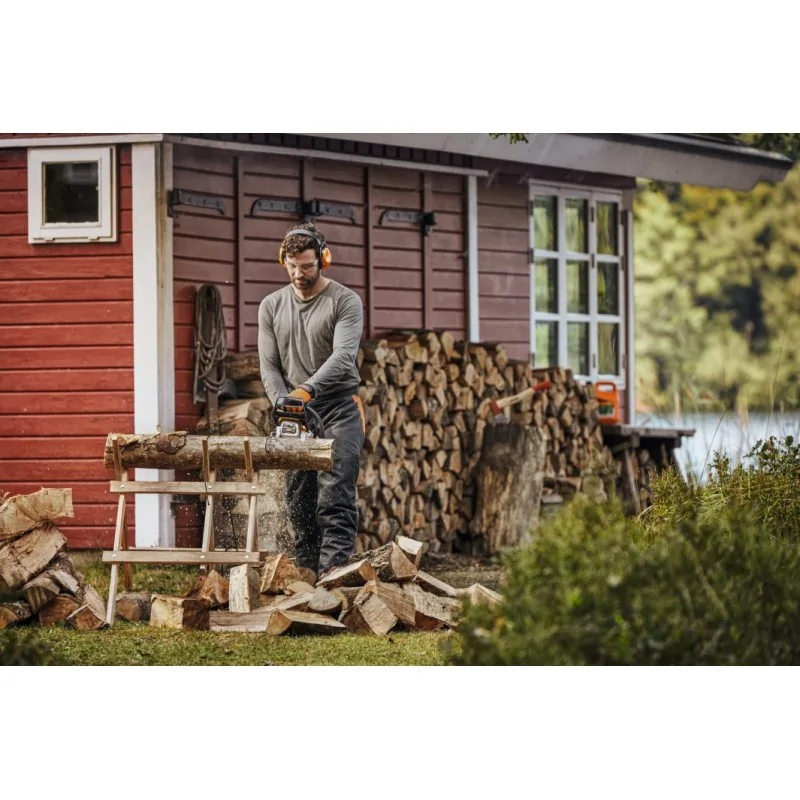 Tronçonneuse MS 172 C-BE - STIHL-en situation