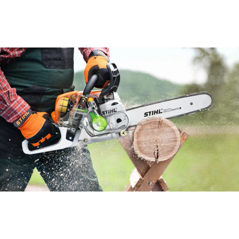 Tronçonneuse MS 231 - 40cm - STIHL-en situation-2