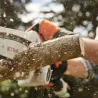 Scie à main GTA 26 STIHL - Pack batterie, chargeur et rallonge-en situation