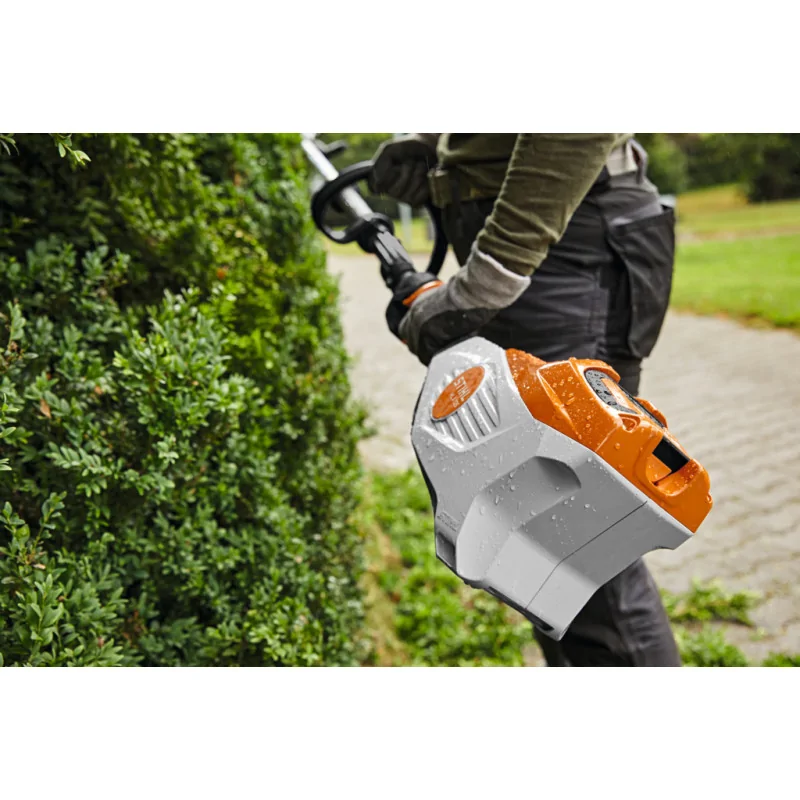 Taille-haies sur perche à batterie HLA 135 K 60cm STIHL