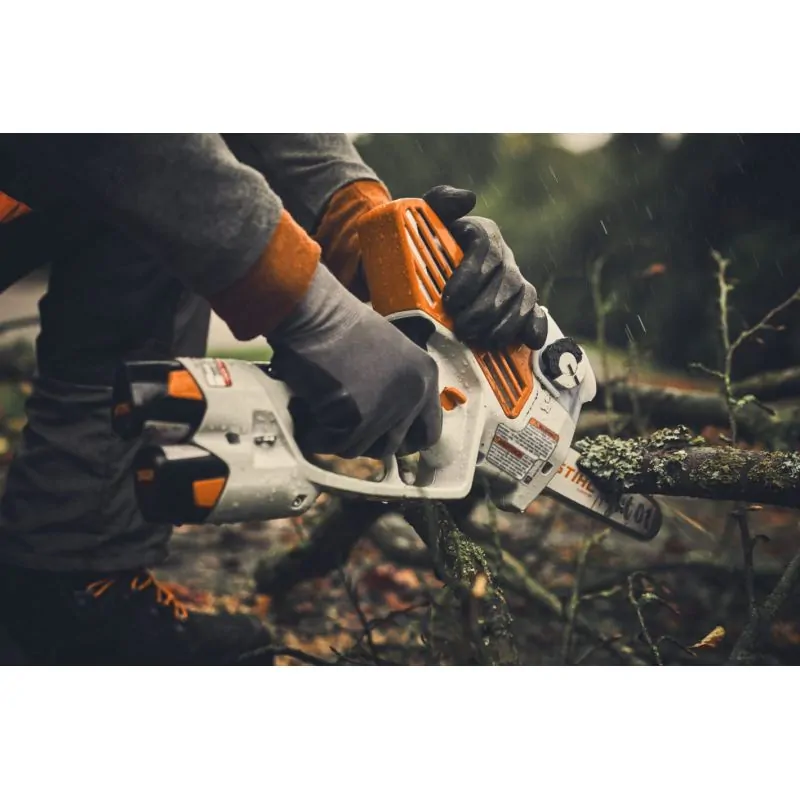 Scie à batterie GTA 40 sans batterie ni chargeur STIHL