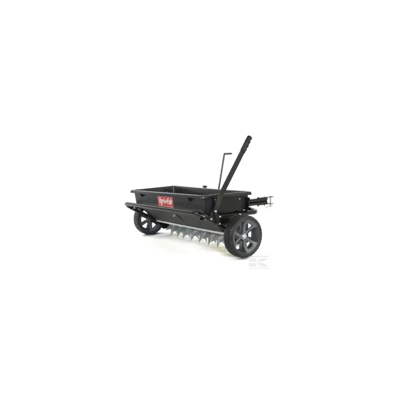 Épandeur/Aérateur à pointes Poly 42" 100, à remorquer