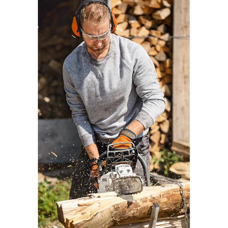 Tronçonneuse MS 231 - 40cm - STIHL-en situation